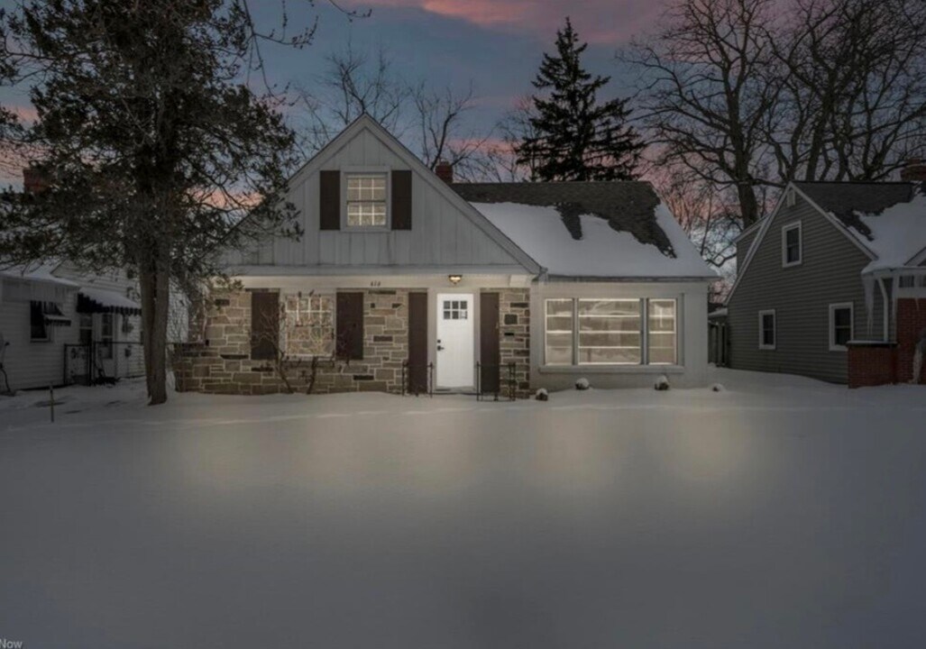 4168 Eastway Rd in South Euclid, OH - Building Photo