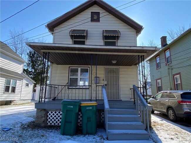 property at 5161 Greenhurst Dr