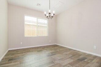 26218 N 121st Ave in Peoria, AZ - Foto de edificio - Building Photo