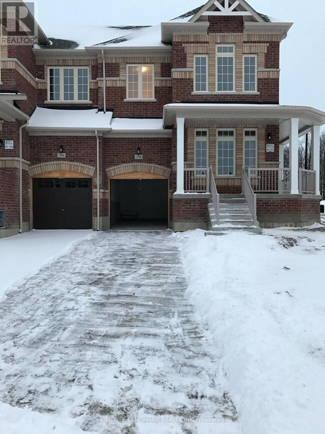 328 Roy Harper Ave in Aurora, ON - Building Photo - Building Photo