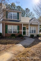 111 Lynch Cir in Mooresville, NC - Building Photo