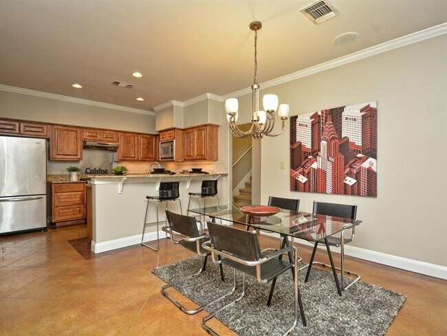 907 Ellingson Ln in Austin, TX - Building Photo - Building Photo