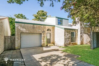 113 Bentwood Dr in Boerne, TX - Building Photo - Building Photo