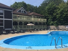 Woodcrest Apartment Homes