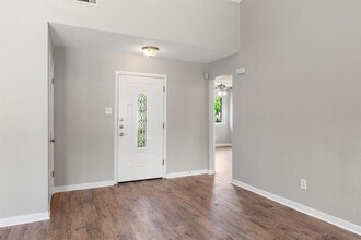 13313 Briar Hollow Dr in Austin, TX - Building Photo - Building Photo