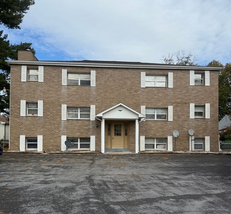 537 Brandt Ave in New Cumberland, PA - Building Photo