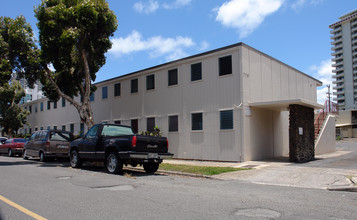 728 Coolidge St in Honolulu, HI - Building Photo - Building Photo