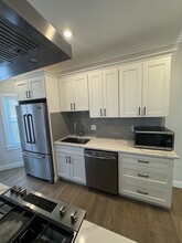 26 Antwerp St, Unit 2 in Boston, MA - Building Photo - Building Photo