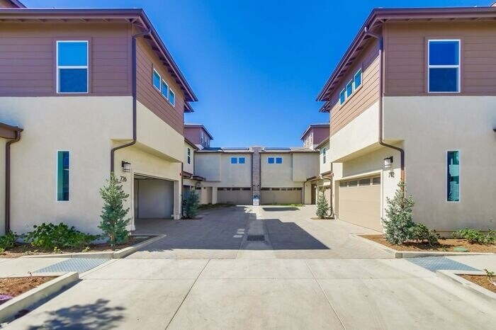 720 Metric Rd in San Marcos, CA - Building Photo