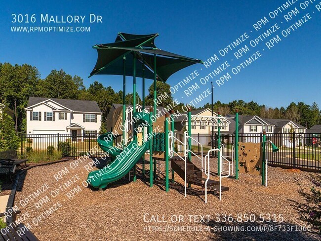 3016 Mallory Dr in Haw River, NC - Building Photo - Building Photo