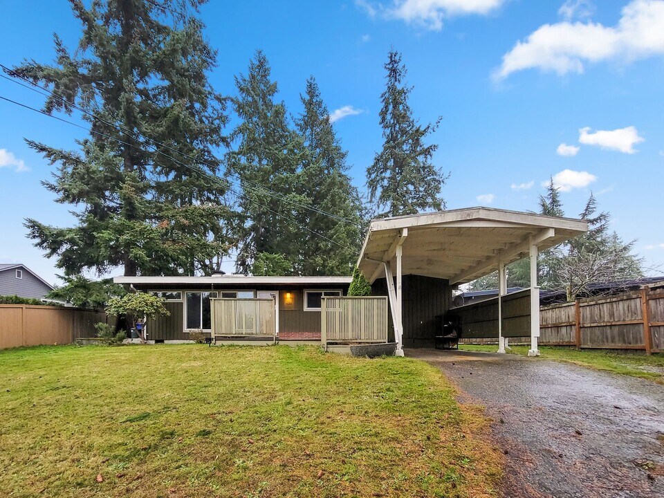 4054 120th Ave SE in Bellevue, WA - Building Photo