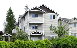 4004 Rucker Ave in Everett, WA - Building Photo