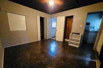 8010 SE US Hwy 301 in Hawthorne, FL - Building Photo - Building Photo