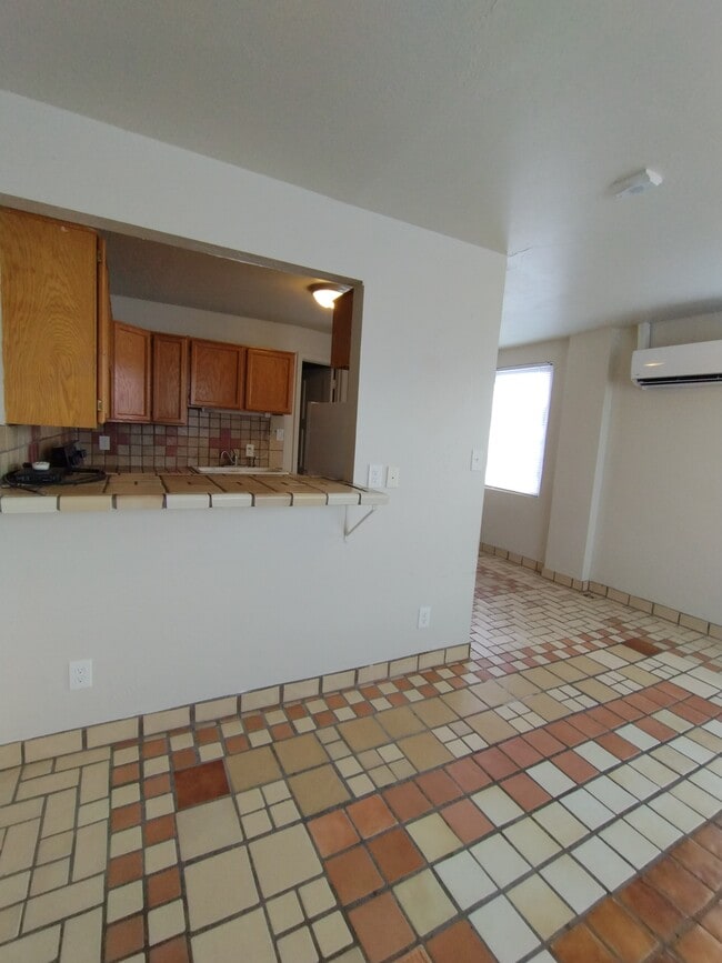 57 W Vine St, Unit 314 in Tooele, UT - Foto de edificio - Building Photo