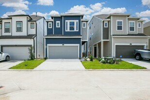 3112 La Rambla Dr in Houston, TX - Building Photo