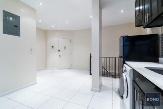 204 W 108th St-Unit -3 in New York, NY - Building Photo - Building Photo