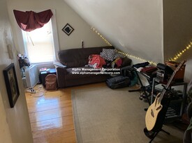 23 North Beacon St, Unit 4 in Boston, MA - Building Photo