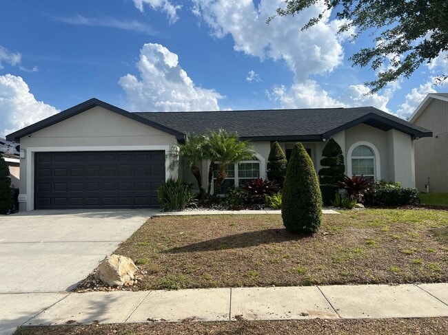property at 920 Kingfisher Dr