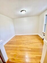 48 Dimmock St in Quincy, MA - Building Photo - Building Photo