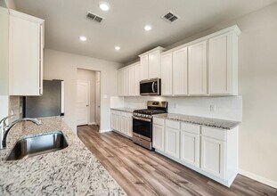 404 Harbor Oaks Dr in Anna, TX - Building Photo - Building Photo