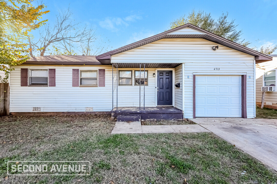 6513 Ashby Terrace in Oklahoma City, OK - Foto de edificio