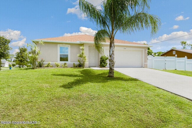 883 Fairhaven St NE in Palm Bay, FL - Building Photo - Building Photo