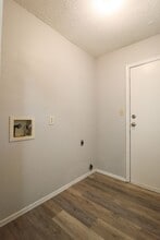 4914 Redbud Dr in Sand Springs, OK - Building Photo - Building Photo