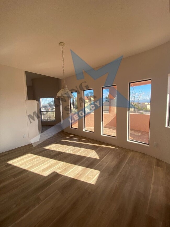 6899 Via Emma in Las Cruces, NM - Building Photo - Building Photo