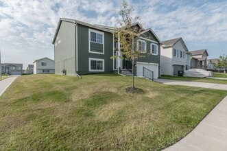 10901 Baker St in Omaha, NE - Building Photo - Building Photo