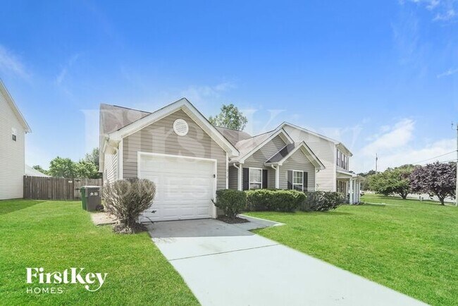 916 Lakehill Rd in Charlotte, NC - Building Photo - Building Photo