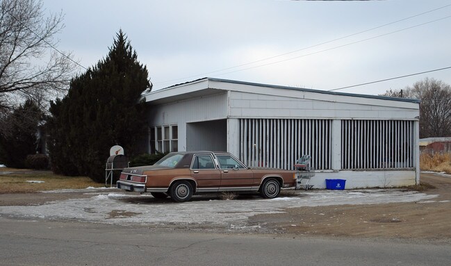 415-495 N 2nd W in Mountain Home, ID - Building Photo - Building Photo