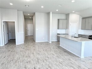 131 Spiny Lizard Ln in San Marcos, TX - Building Photo - Building Photo