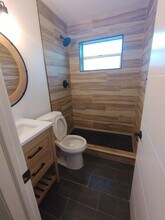 1984 SW 29th Ave in Fort Lauderdale, FL - Building Photo - Building Photo