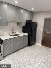 2555 Grays Ferry Ave in Philadelphia, PA - Building Photo - Building Photo