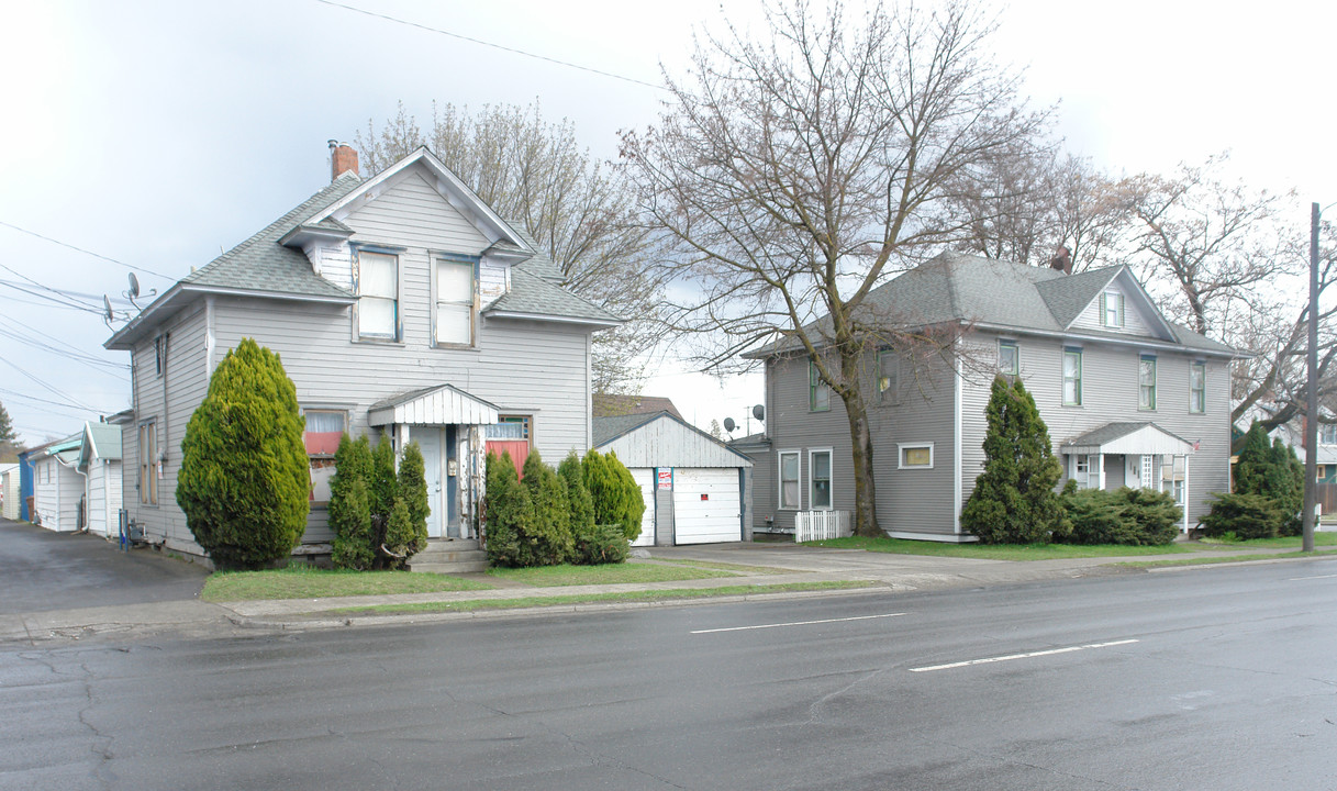 1704-1712 N Ash St in Spokane, WA - Building Photo