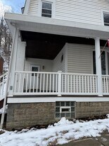 550 Wood St in Pitcairn, PA - Building Photo