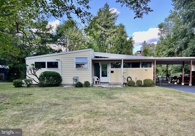 51 Clover Ln in Princeton, NJ - Building Photo - Building Photo