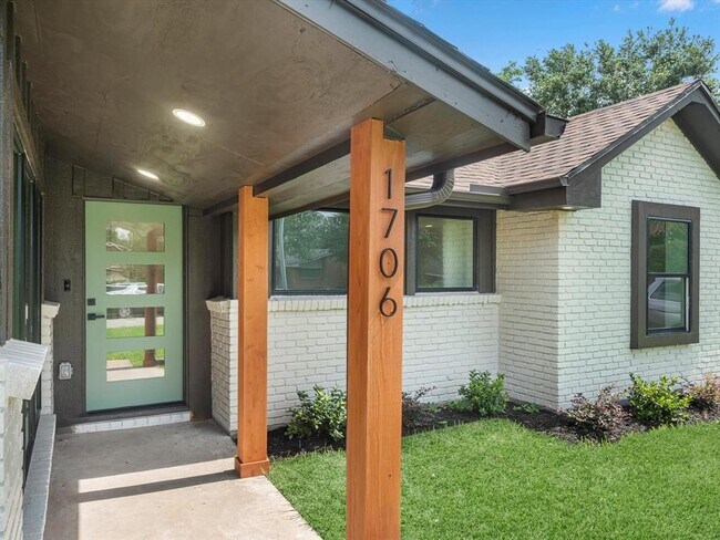 property at 1706 Ansbury Dr