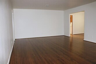 4047 Merrick St in Houston, TX - Building Photo - Building Photo