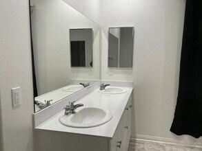 7717 River Gulch Rd in Riverside, CA - Building Photo - Building Photo