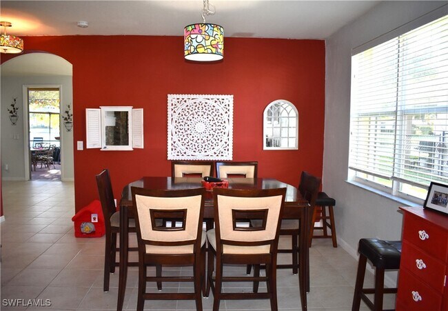 3424 Dandolo Cir in Cape Coral, FL - Building Photo - Building Photo