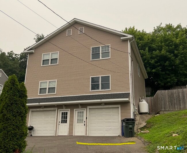property at 17 Dayton Rd