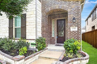 12749 Friar St in Farmers Branch, TX - Building Photo - Building Photo