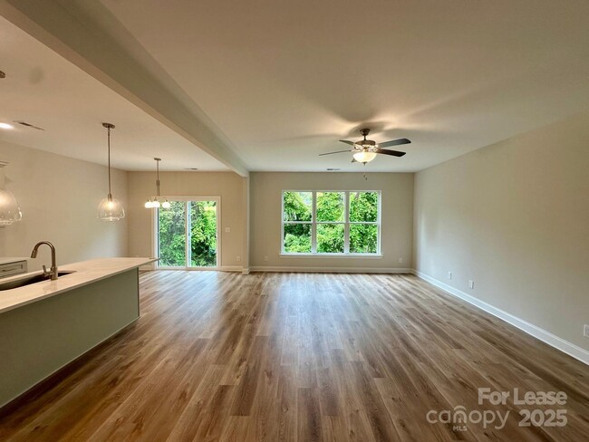 3110 Westerwood Dr in Charlotte, NC - Building Photo - Building Photo
