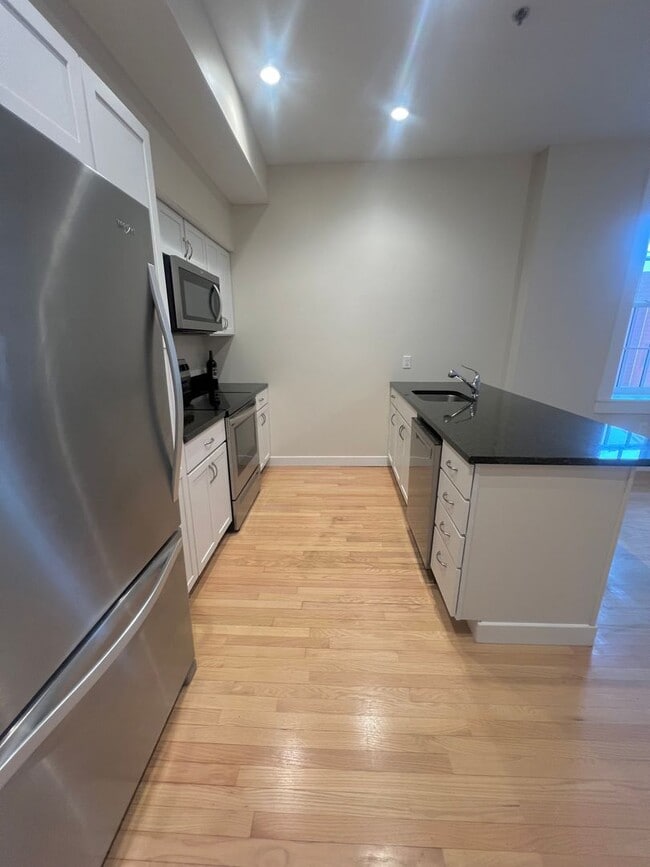 359 Main St in Bennington, VT - Building Photo - Building Photo