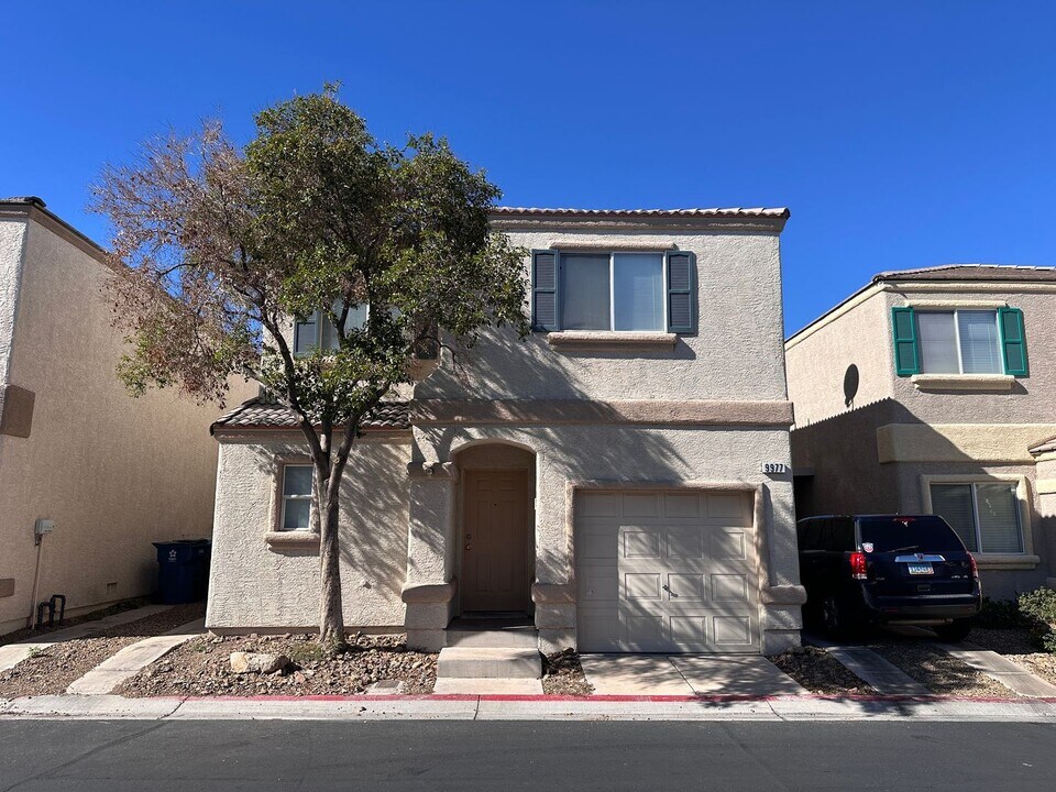 9977 Fragile Fields St in Las Vegas, NV - Building Photo