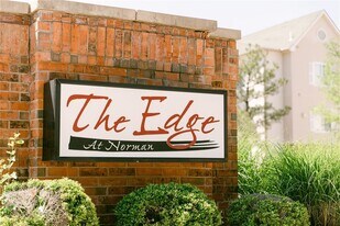 2200 Classen Blvd in Norman, OK - Building Photo