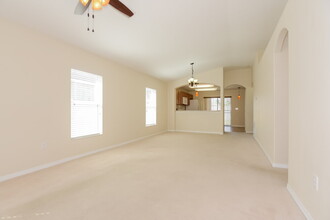 2205 Colville Chase Dr in Ruskin, FL - Building Photo - Building Photo
