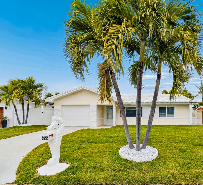 455 81st Ave in St Pete Beach, FL - Building Photo - Building Photo