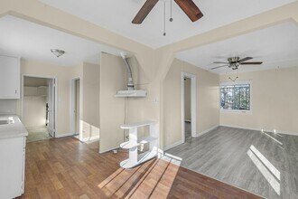 1/2 S Vermont Ave in Los Angeles, CA - Building Photo - Building Photo